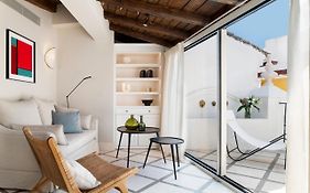 Casa Pilatos Luxury Apartments